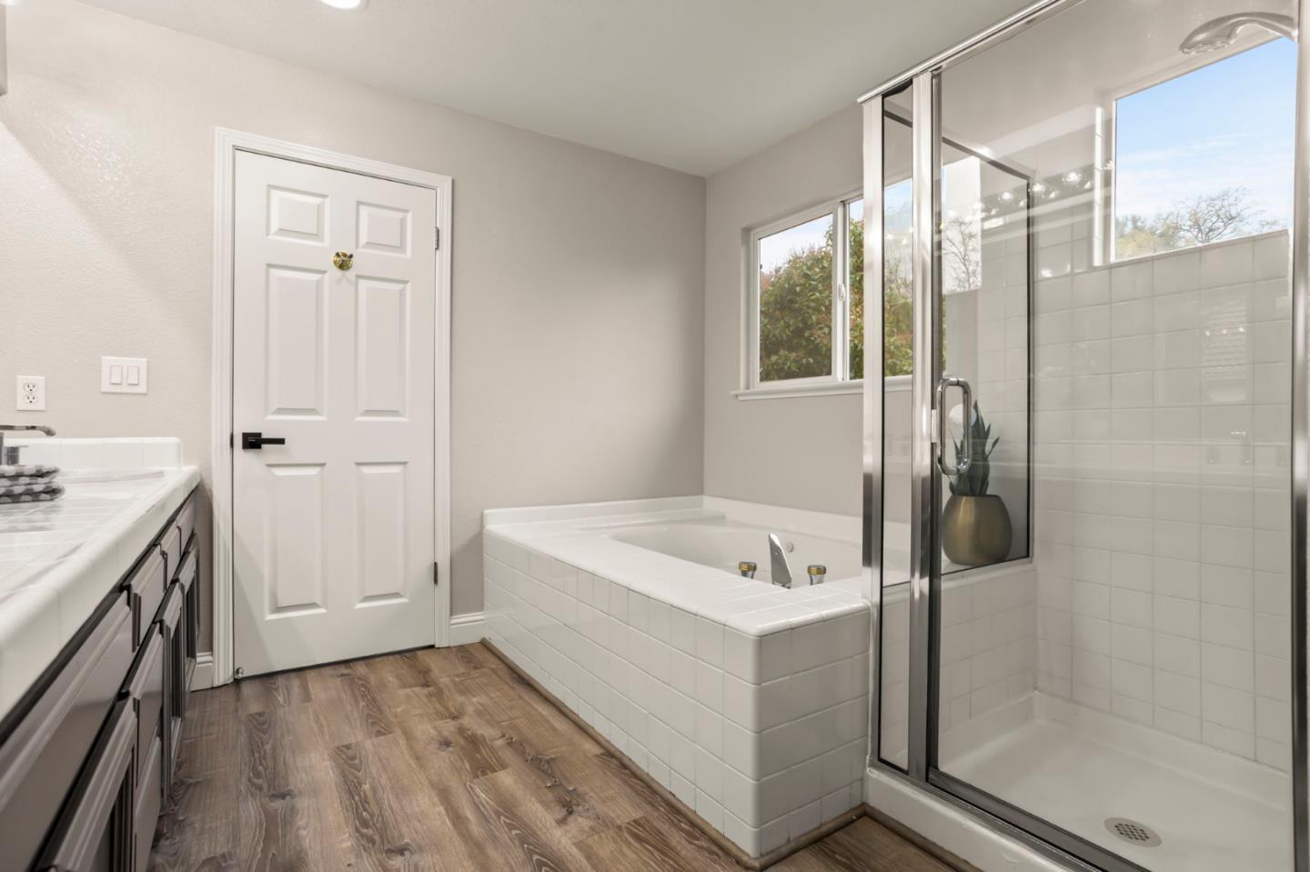 Detail Gallery Image 48 of 57 For 1714 via Cortina, San Jose,  CA 95120 - 3 Beds | 2/1 Baths