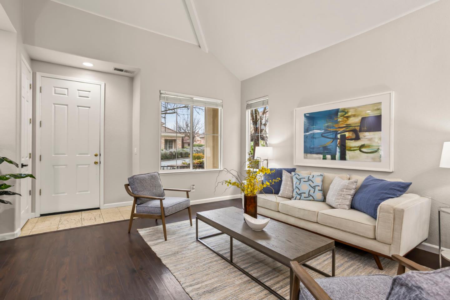 Detail Gallery Image 6 of 57 For 1714 via Cortina, San Jose,  CA 95120 - 3 Beds | 2/1 Baths