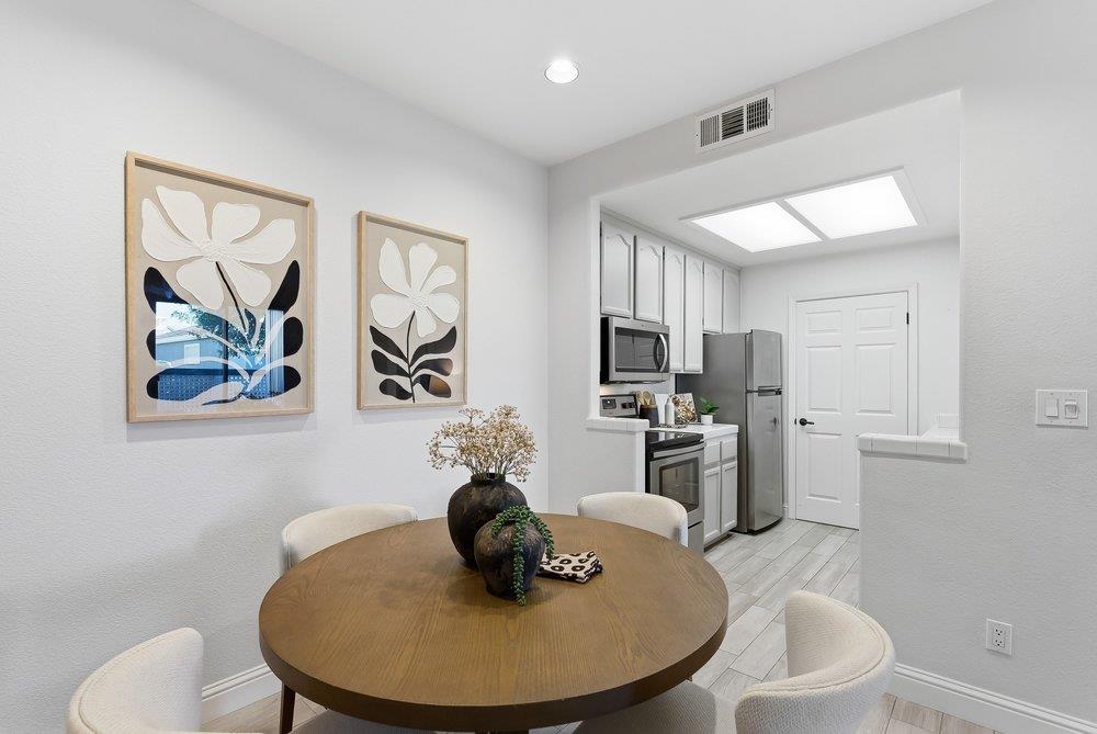 Detail Gallery Image 15 of 49 For 838 Bucks Lake Ct, San Jose,  CA 95123 - 1 Beds | 1 Baths