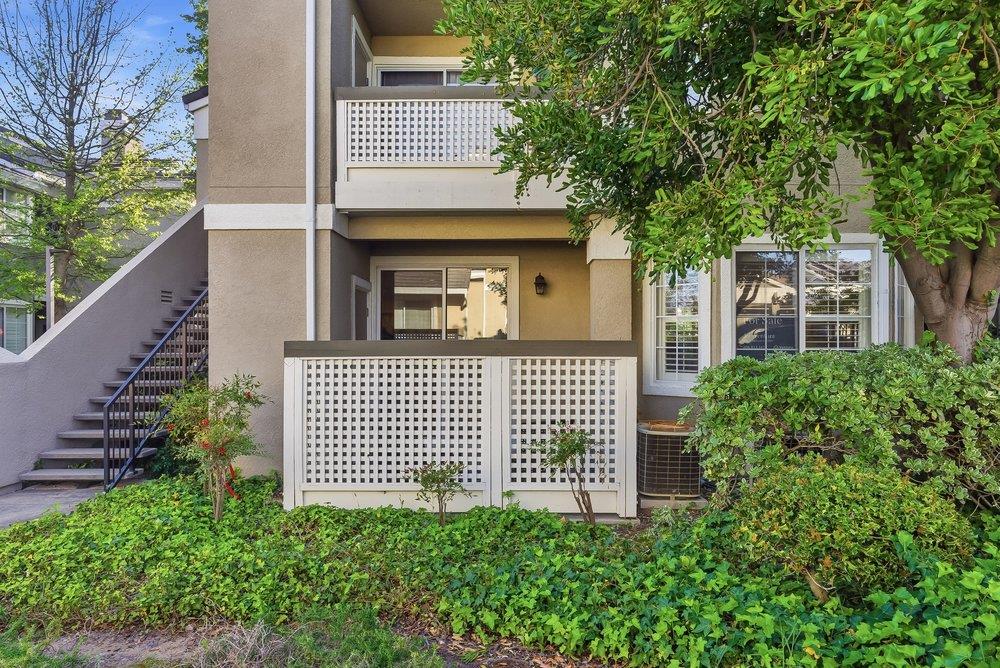 Detail Gallery Image 2 of 49 For 838 Bucks Lake Ct, San Jose,  CA 95123 - 1 Beds | 1 Baths