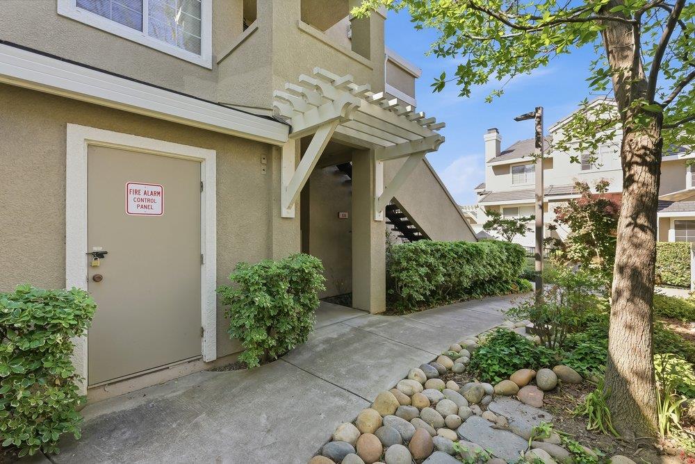 Detail Gallery Image 33 of 49 For 838 Bucks Lake Ct, San Jose,  CA 95123 - 1 Beds | 1 Baths