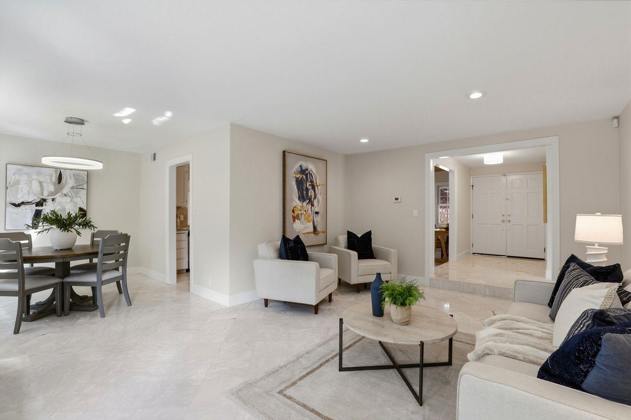 Detail Gallery Image 11 of 31 For 6723 Altiplano Way, San Jose,  CA 95119 - 3 Beds | 2 Baths