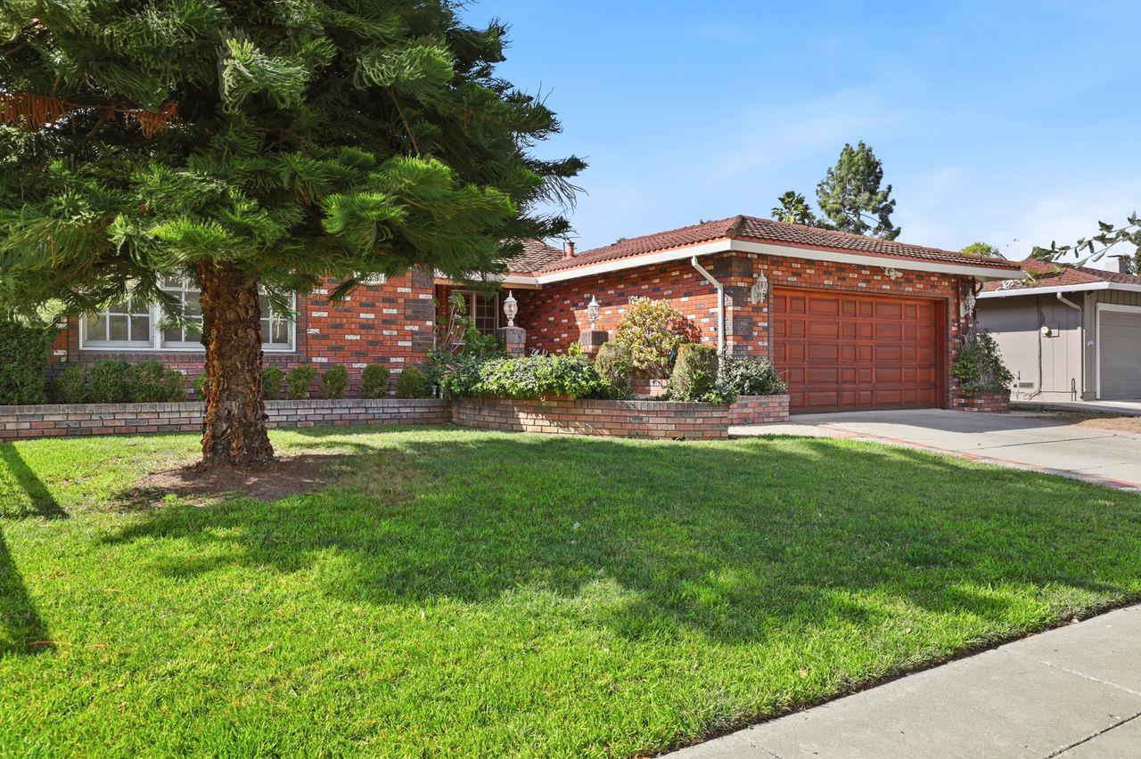 Detail Gallery Image 3 of 31 For 6723 Altiplano Way, San Jose,  CA 95119 - 3 Beds | 2 Baths