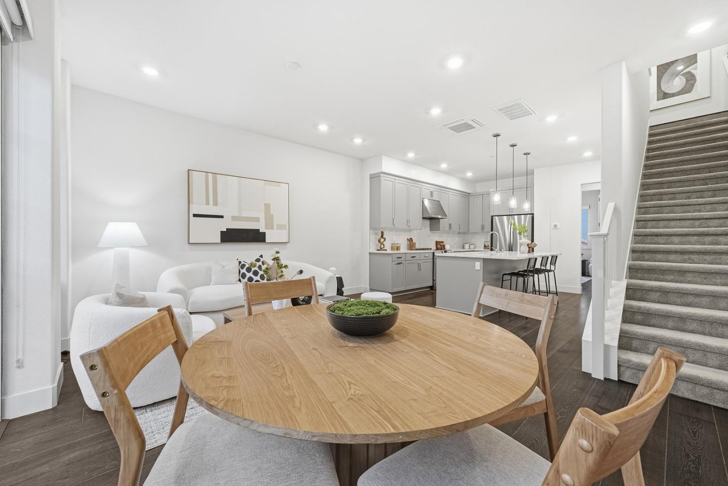 Photo #8: ML82035042 Listing: Photo #8