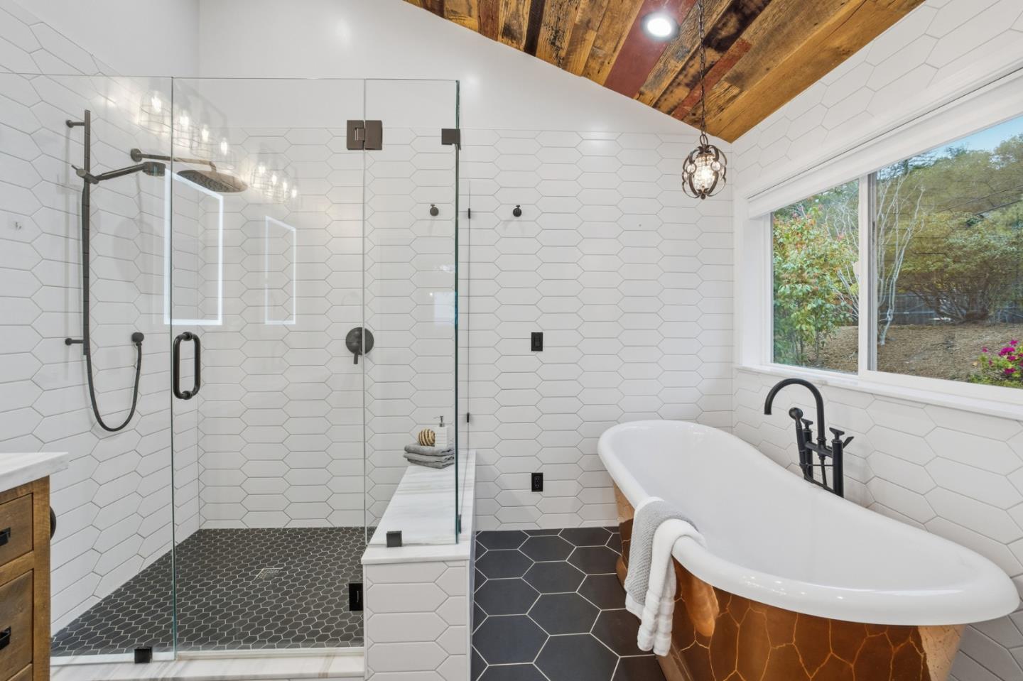 Detail Gallery Image 51 of 66 For 3338 Oak Knoll Dr, Redwood City,  CA 94062 - 4 Beds | 3 Baths