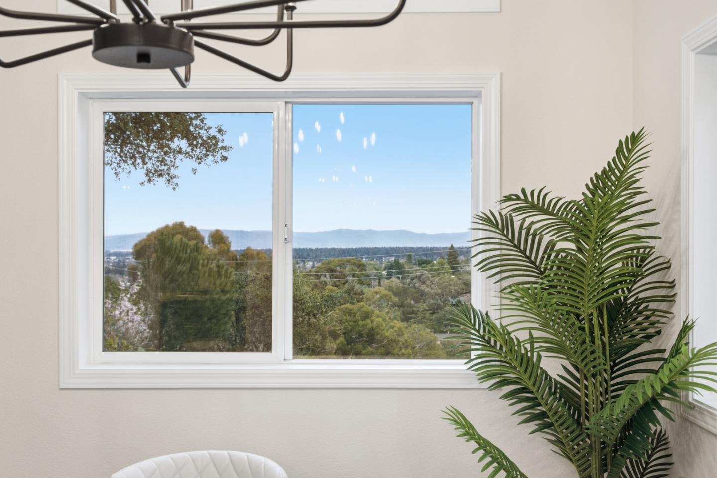 Detail Gallery Image 58 of 66 For 3338 Oak Knoll Dr, Redwood City,  CA 94062 - 4 Beds | 3 Baths