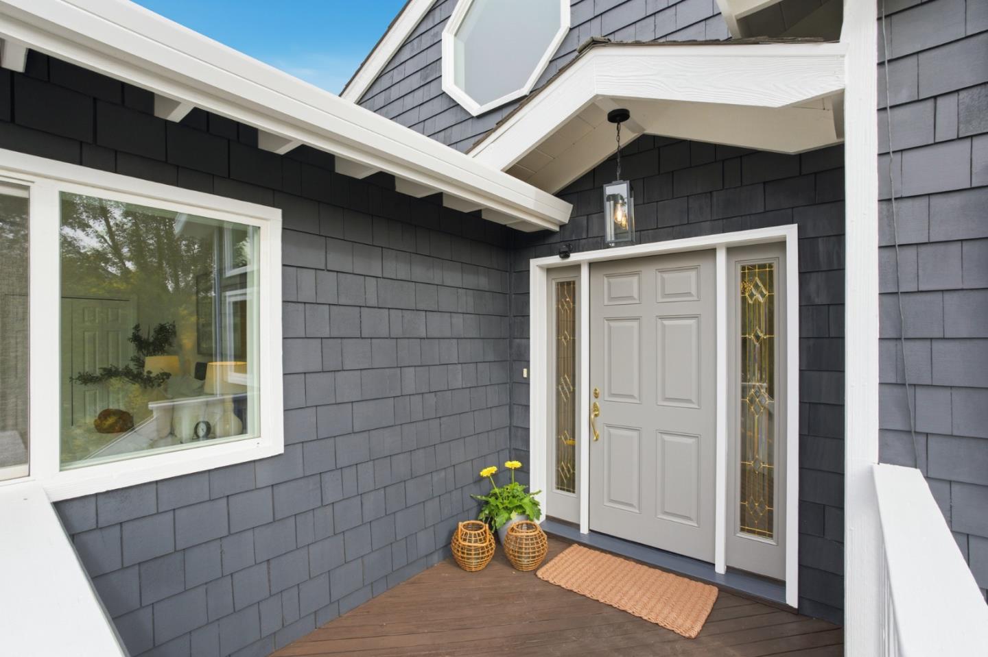 Detail Gallery Image 9 of 66 For 3338 Oak Knoll Dr, Redwood City,  CA 94062 - 4 Beds | 3 Baths