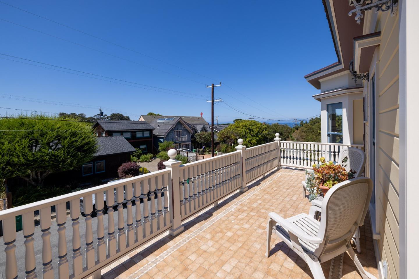 Detail Gallery Image 41 of 65 For 131 7th St, Pacific Grove,  CA 93950 - 3 Beds | 2/1 Baths