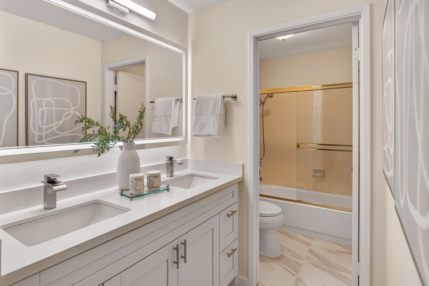 Detail Gallery Image 10 of 22 For 1033 Villa Maria Ct, San Jose,  CA 95125 - 3 Beds | 2/1 Baths