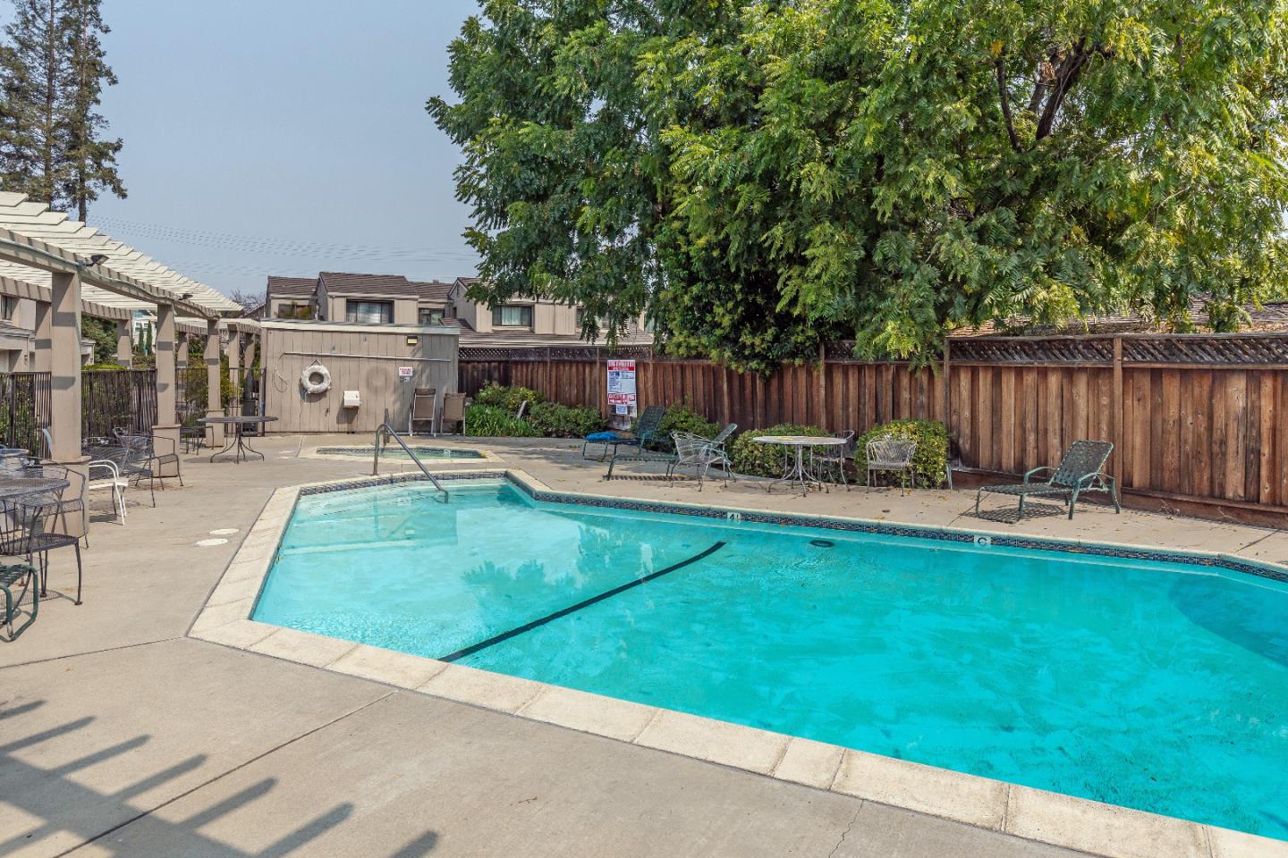 Detail Gallery Image 21 of 22 For 1033 Villa Maria Ct, San Jose,  CA 95125 - 3 Beds | 2/1 Baths
