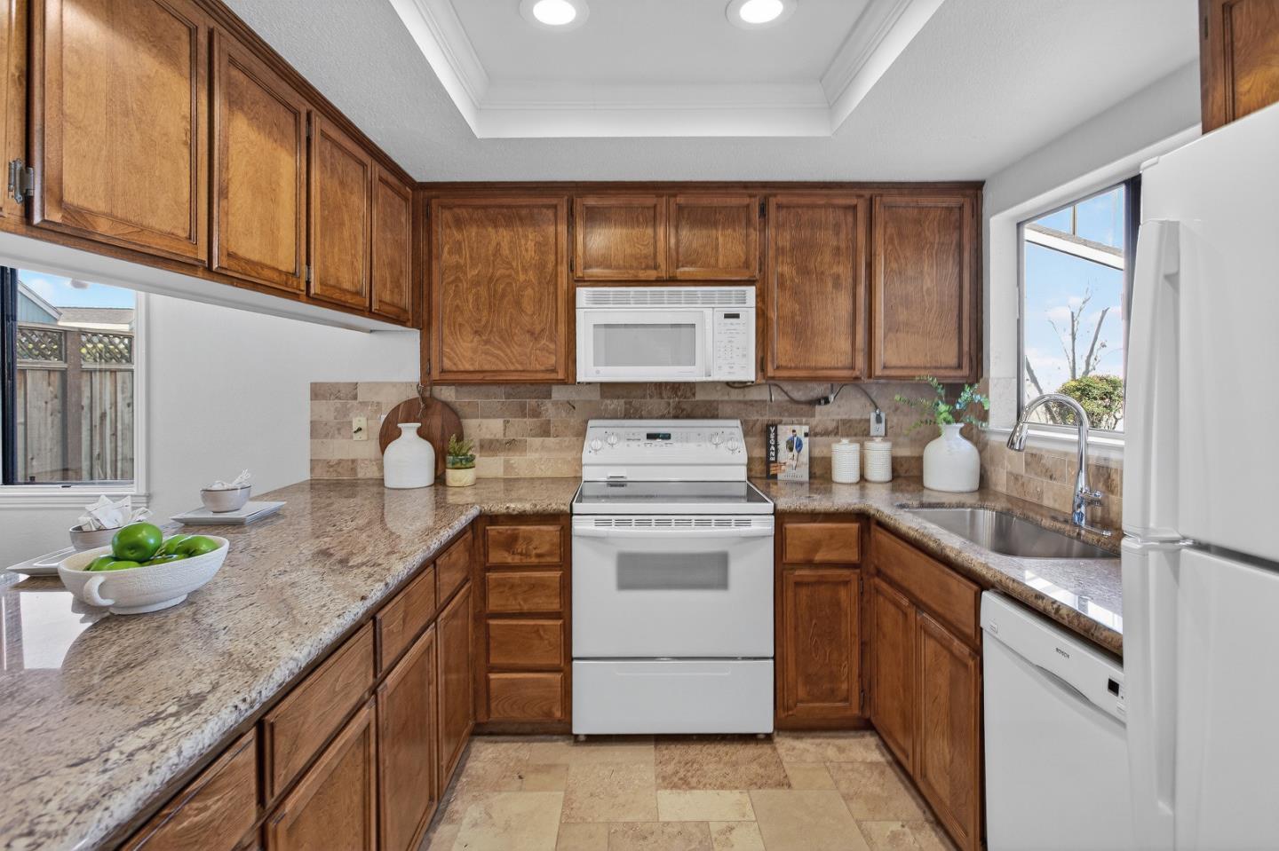 Detail Gallery Image 5 of 22 For 1033 Villa Maria Ct, San Jose,  CA 95125 - 3 Beds | 2/1 Baths