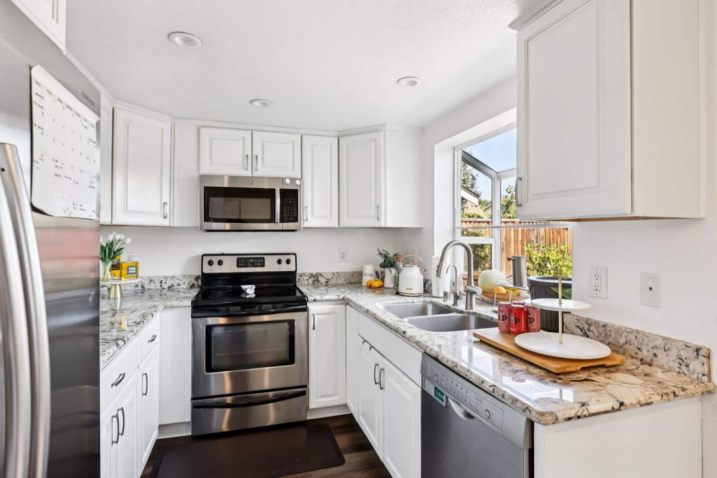 Detail Gallery Image 16 of 41 For 5254 Country Forge Ln, San Jose,  CA 95136 - 3 Beds | 2/1 Baths