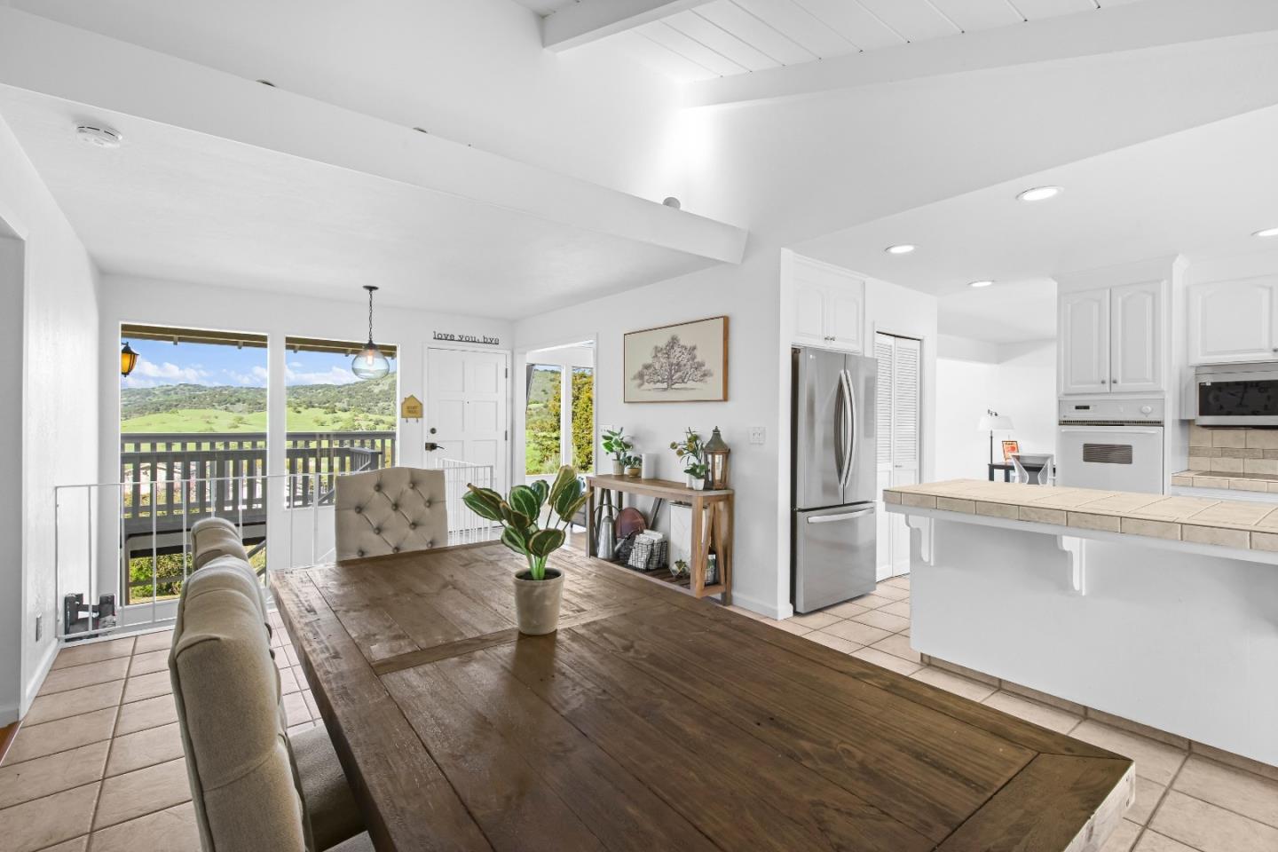 Detail Gallery Image 12 of 48 For 3241 Quail Ln, Morgan Hill,  CA 95037 - 4 Beds | 2 Baths