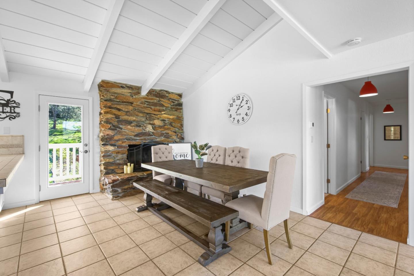 Detail Gallery Image 16 of 48 For 3241 Quail Ln, Morgan Hill,  CA 95037 - 4 Beds | 2 Baths