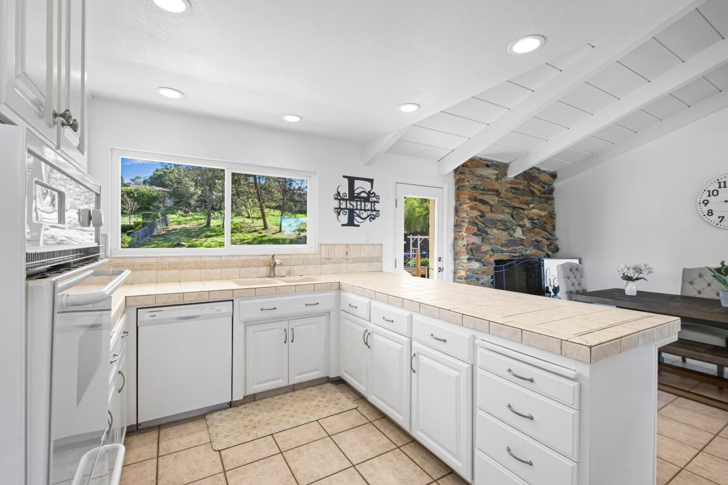 Detail Gallery Image 19 of 48 For 3241 Quail Ln, Morgan Hill,  CA 95037 - 4 Beds | 2 Baths
