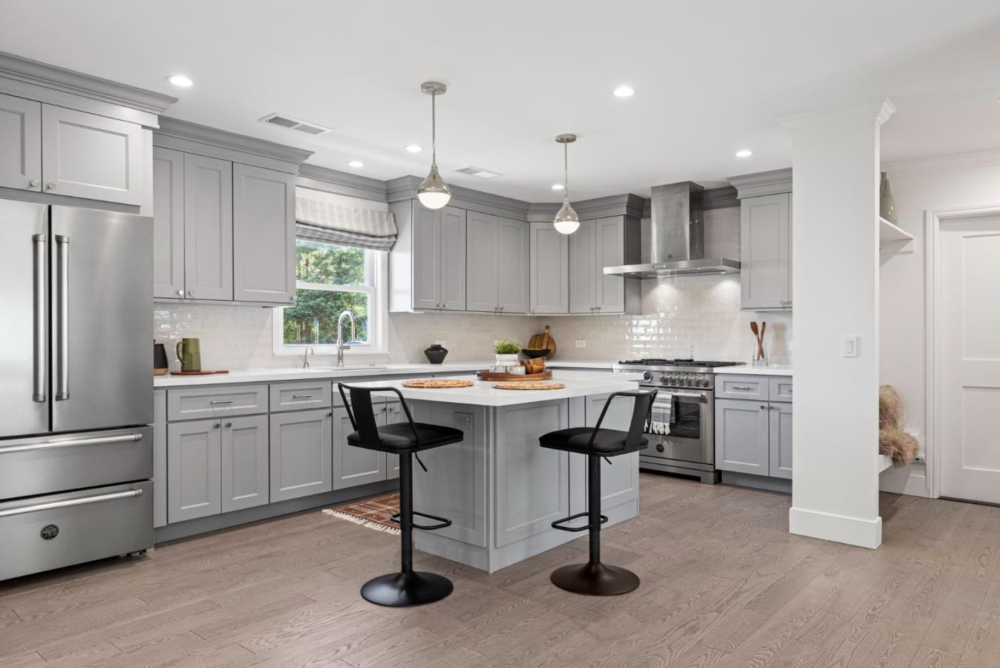 Detail Gallery Image 11 of 60 For 272 Taylor Dr, South San Francisco,  CA 94080 - 3 Beds | 2/1 Baths