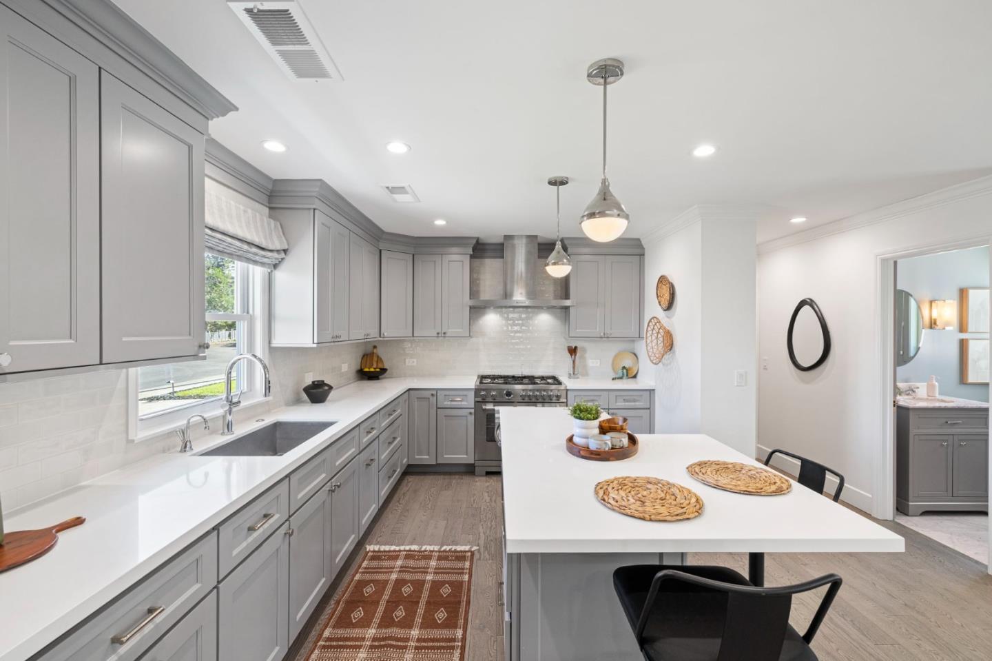 Detail Gallery Image 12 of 60 For 272 Taylor Dr, South San Francisco,  CA 94080 - 3 Beds | 2/1 Baths