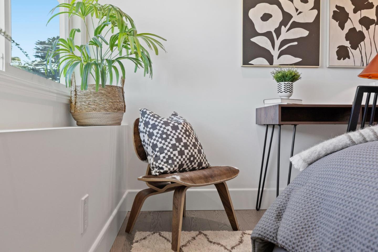 Detail Gallery Image 22 of 60 For 272 Taylor Dr, South San Francisco,  CA 94080 - 3 Beds | 2/1 Baths