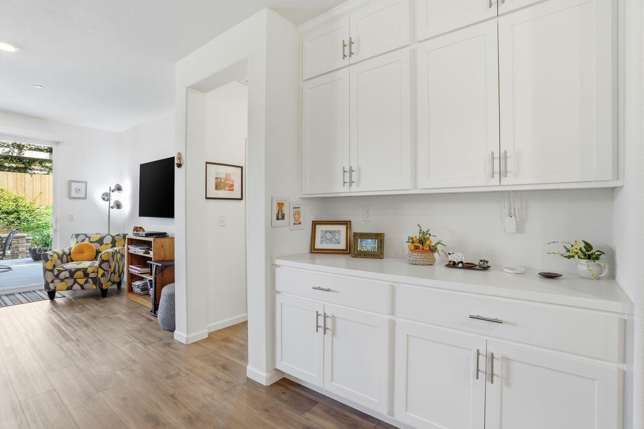 Detail Gallery Image 13 of 62 For 2761 Glenview Dr, Hollister,  CA 95023 - 4 Beds | 2/1 Baths