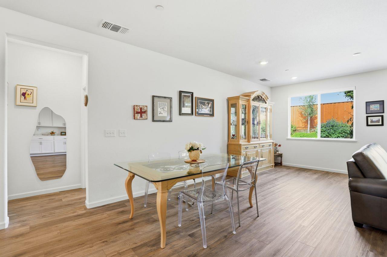 Detail Gallery Image 19 of 62 For 2761 Glenview Dr, Hollister,  CA 95023 - 4 Beds | 2/1 Baths