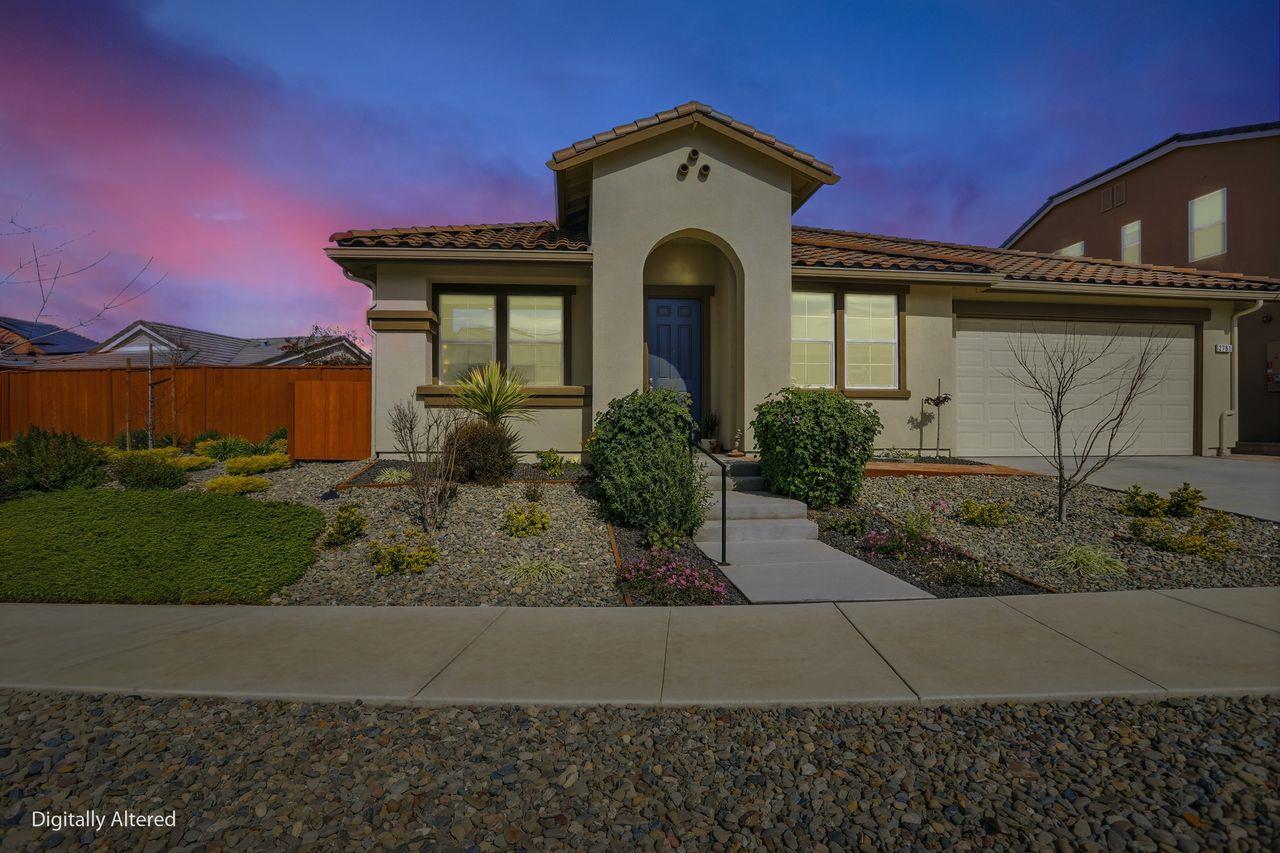 Detail Gallery Image 2 of 62 For 2761 Glenview Dr, Hollister,  CA 95023 - 4 Beds | 2/1 Baths