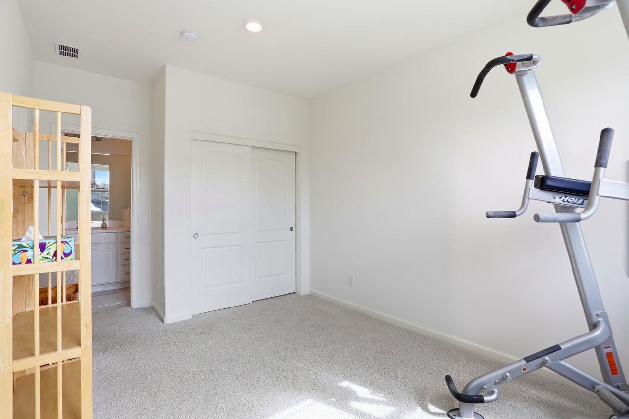 Detail Gallery Image 25 of 62 For 2761 Glenview Dr, Hollister,  CA 95023 - 4 Beds | 2/1 Baths