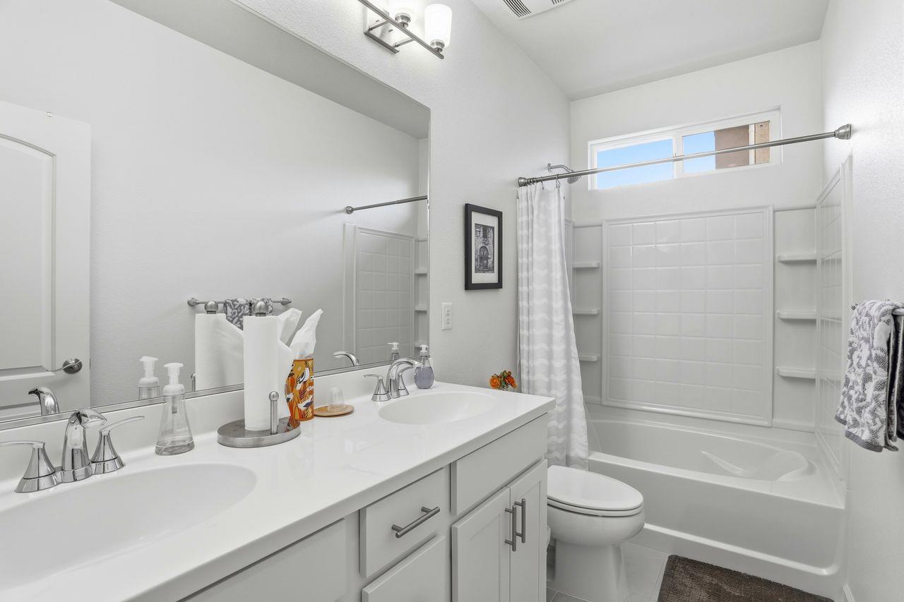 Detail Gallery Image 35 of 62 For 2761 Glenview Dr, Hollister,  CA 95023 - 4 Beds | 2/1 Baths