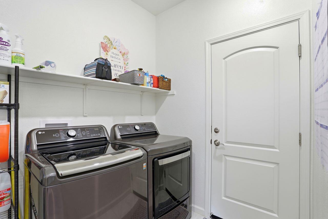 Detail Gallery Image 42 of 62 For 2761 Glenview Dr, Hollister,  CA 95023 - 4 Beds | 2/1 Baths