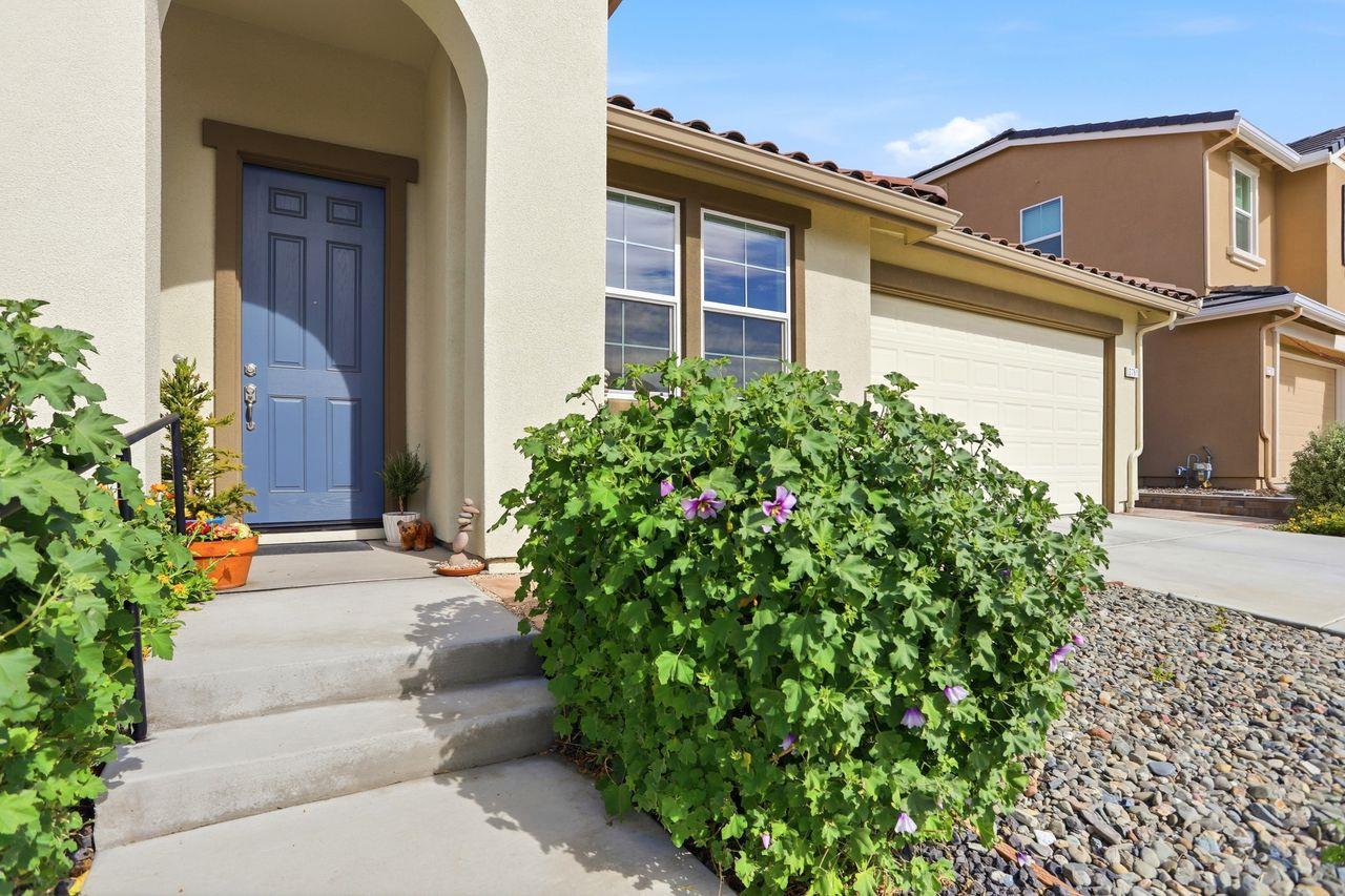 Detail Gallery Image 5 of 62 For 2761 Glenview Dr, Hollister,  CA 95023 - 4 Beds | 2/1 Baths