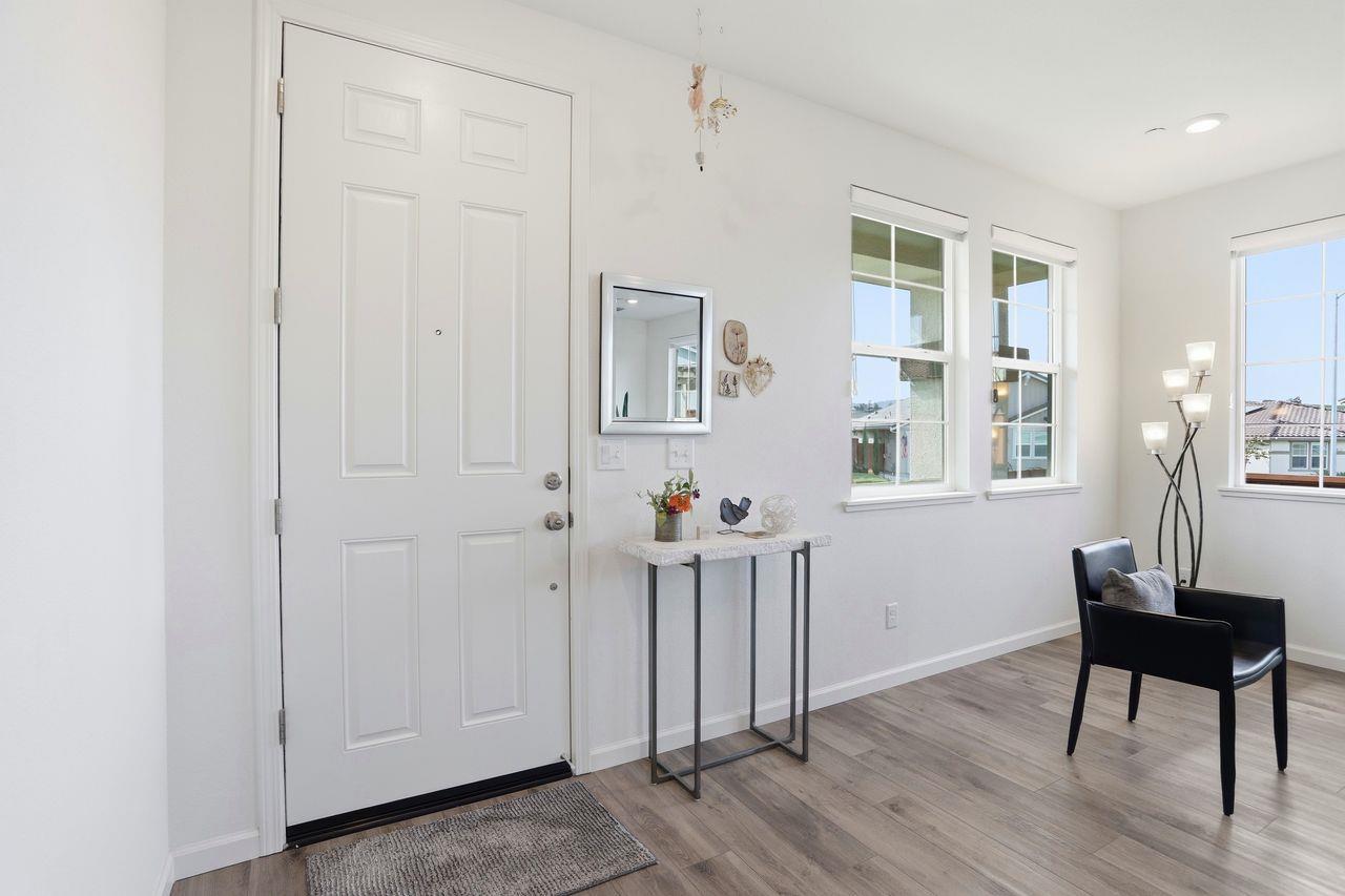 Detail Gallery Image 6 of 62 For 2761 Glenview Dr, Hollister,  CA 95023 - 4 Beds | 2/1 Baths