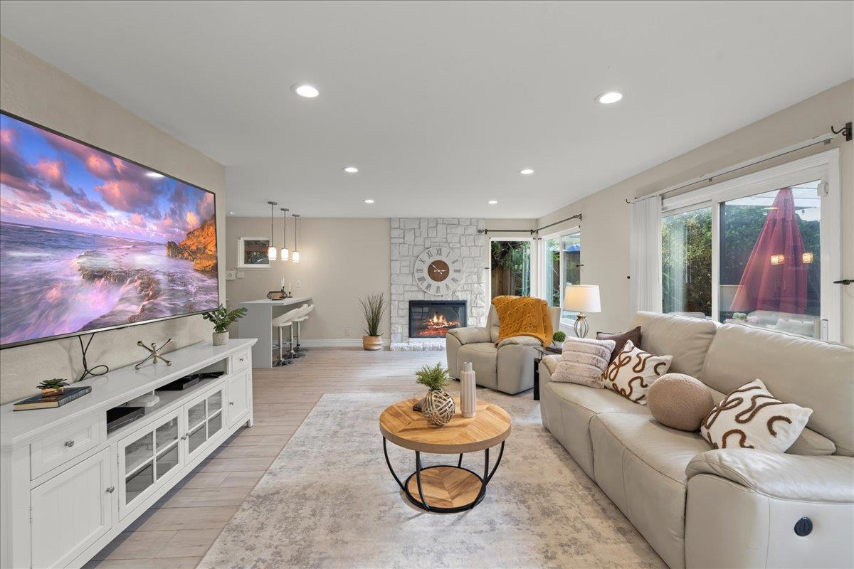 Detail Gallery Image 16 of 37 For 16761 Dry Creek Ct, Morgan Hill,  CA 95037 - 4 Beds | 2/1 Baths