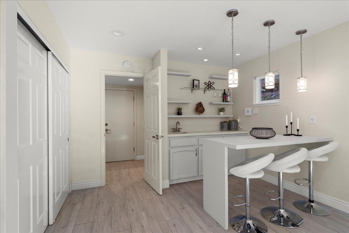 Detail Gallery Image 19 of 37 For 16761 Dry Creek Ct, Morgan Hill,  CA 95037 - 4 Beds | 2/1 Baths