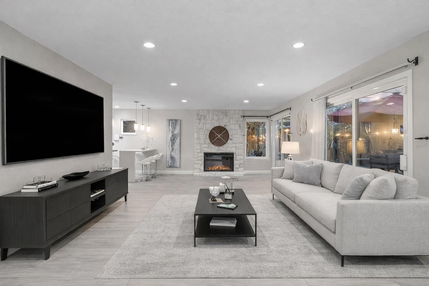 Detail Gallery Image 4 of 12 For 16761 Dry Creek Ct, Morgan Hill,  CA 95037 - 4 Beds | 2 Baths