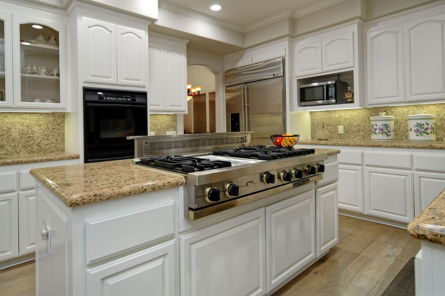 Detail Gallery Image 13 of 39 For 114 Gemini Ct, Los Gatos,  CA 95032 - 5 Beds | 4 Baths