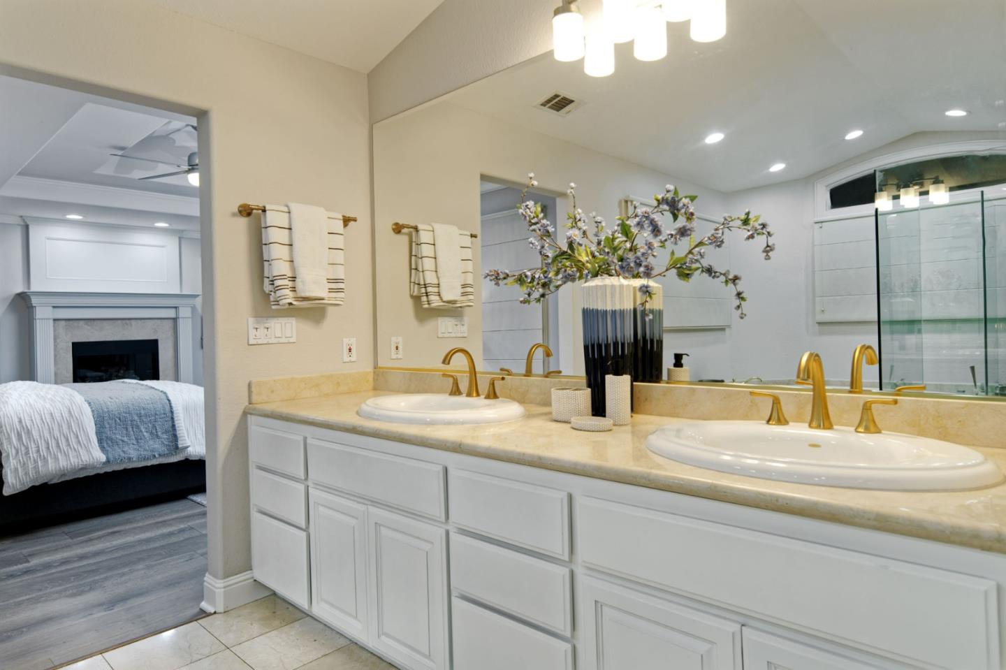 Detail Gallery Image 26 of 39 For 114 Gemini Ct, Los Gatos,  CA 95032 - 5 Beds | 4 Baths