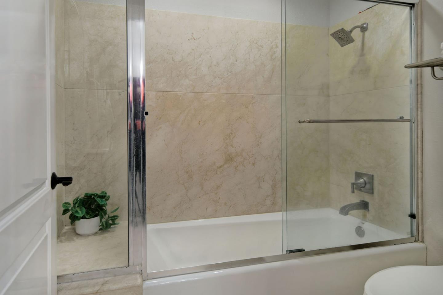 Detail Gallery Image 33 of 39 For 114 Gemini Ct, Los Gatos,  CA 95032 - 5 Beds | 4 Baths