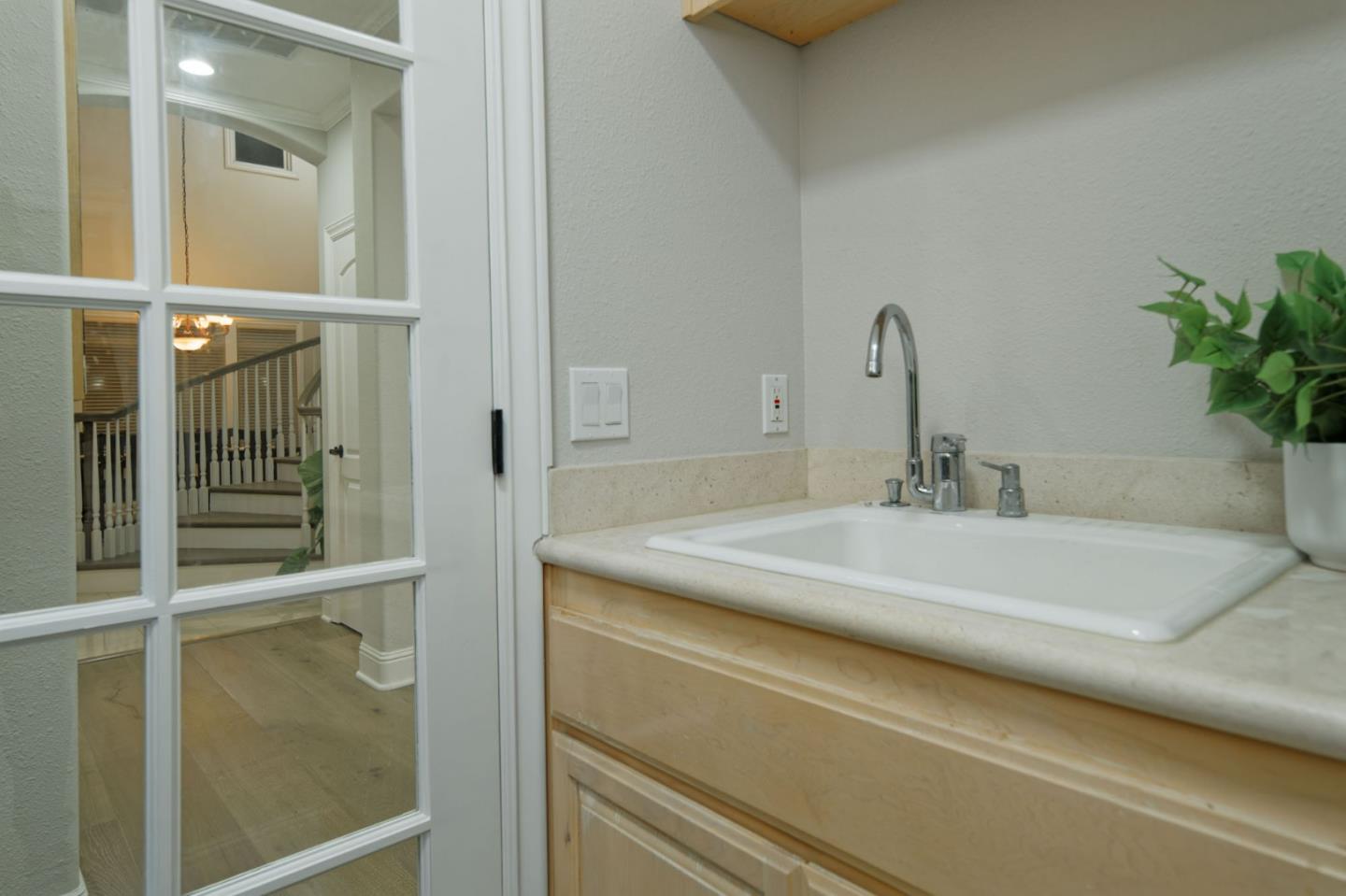 Detail Gallery Image 34 of 39 For 114 Gemini Ct, Los Gatos,  CA 95032 - 5 Beds | 4 Baths