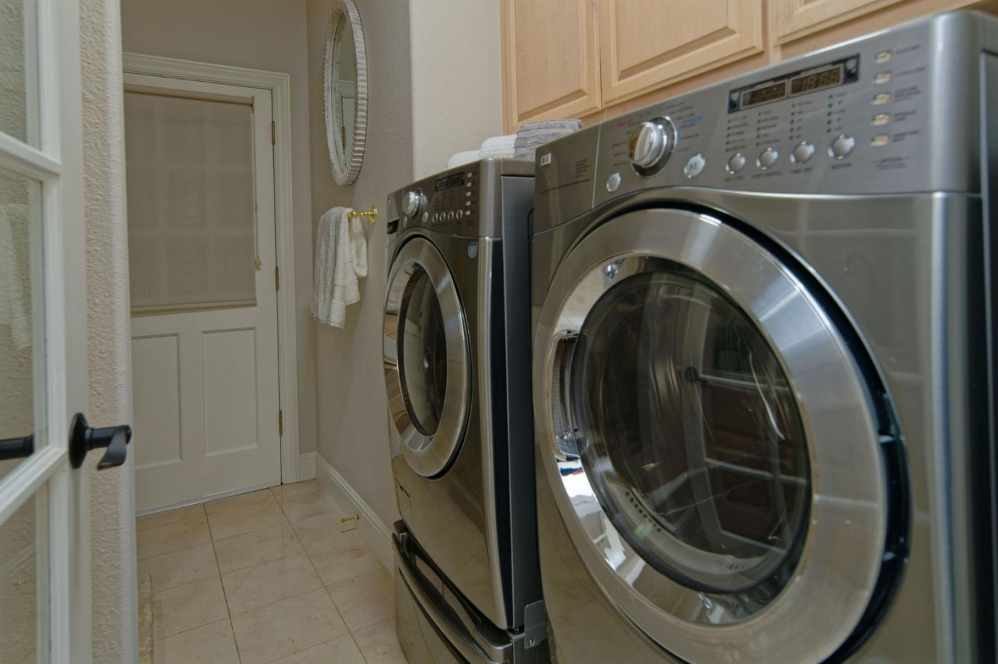 Detail Gallery Image 35 of 39 For 114 Gemini Ct, Los Gatos,  CA 95032 - 5 Beds | 4 Baths