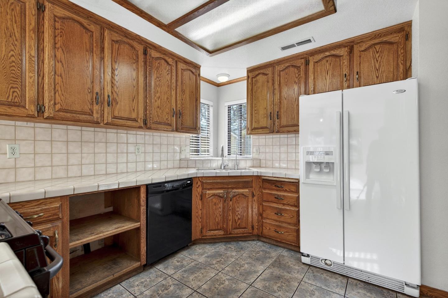 Detail Gallery Image 15 of 65 For 11305 Cienega Rd, Hollister,  CA 95023 - 4 Beds | 2/1 Baths