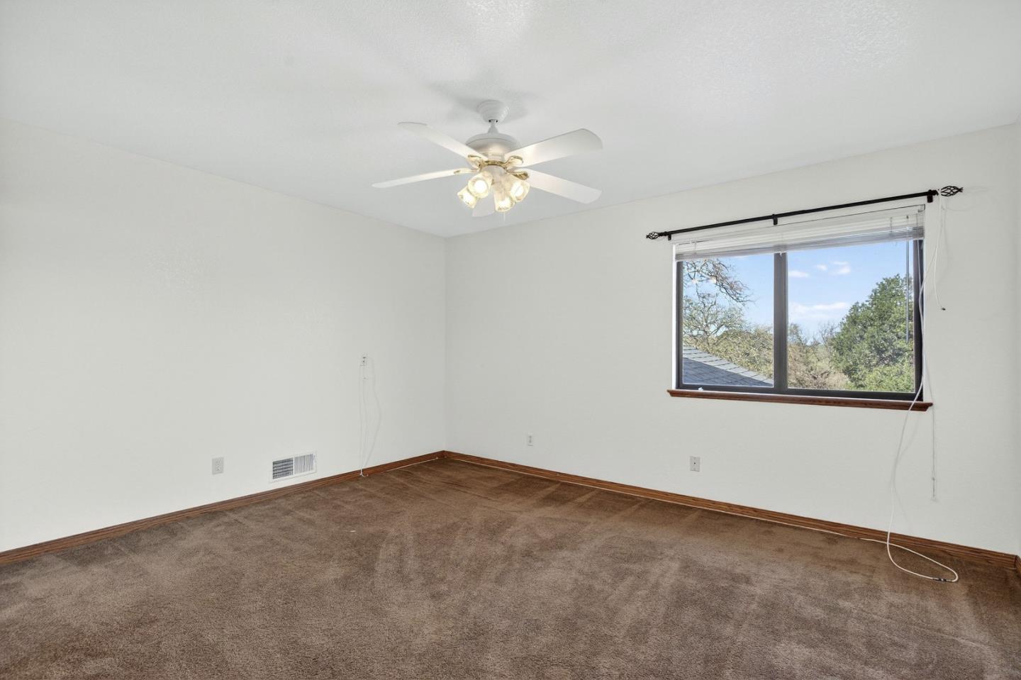 Detail Gallery Image 26 of 65 For 11305 Cienega Rd, Hollister,  CA 95023 - 4 Beds | 2/1 Baths