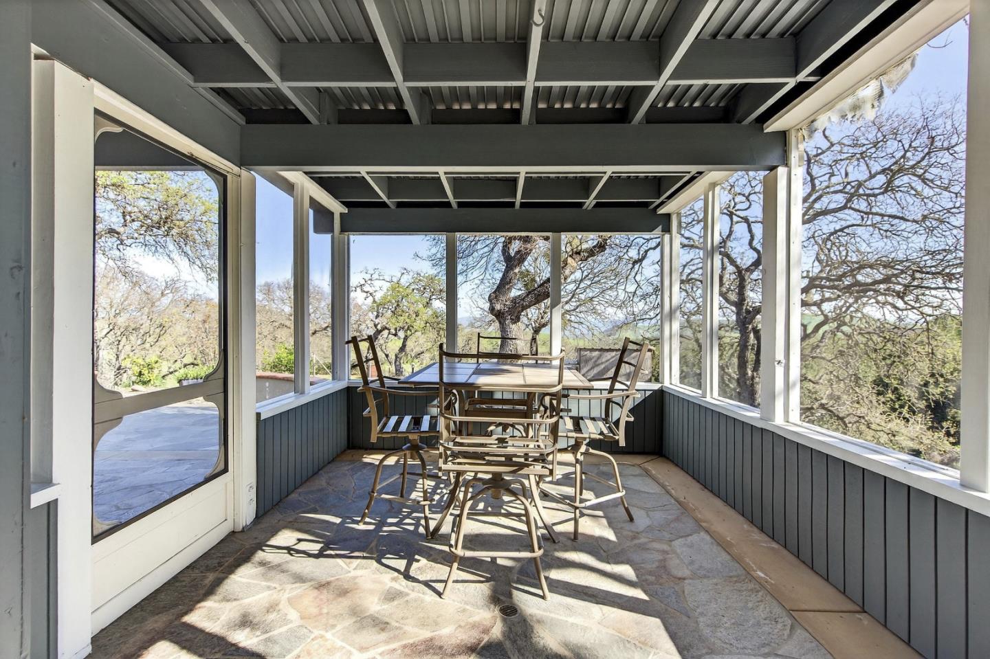 Detail Gallery Image 31 of 65 For 11305 Cienega Rd, Hollister,  CA 95023 - 4 Beds | 2/1 Baths