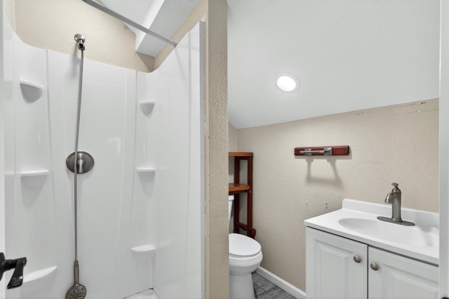 Detail Gallery Image 48 of 65 For 11305 Cienega Rd, Hollister,  CA 95023 - 4 Beds | 2/1 Baths