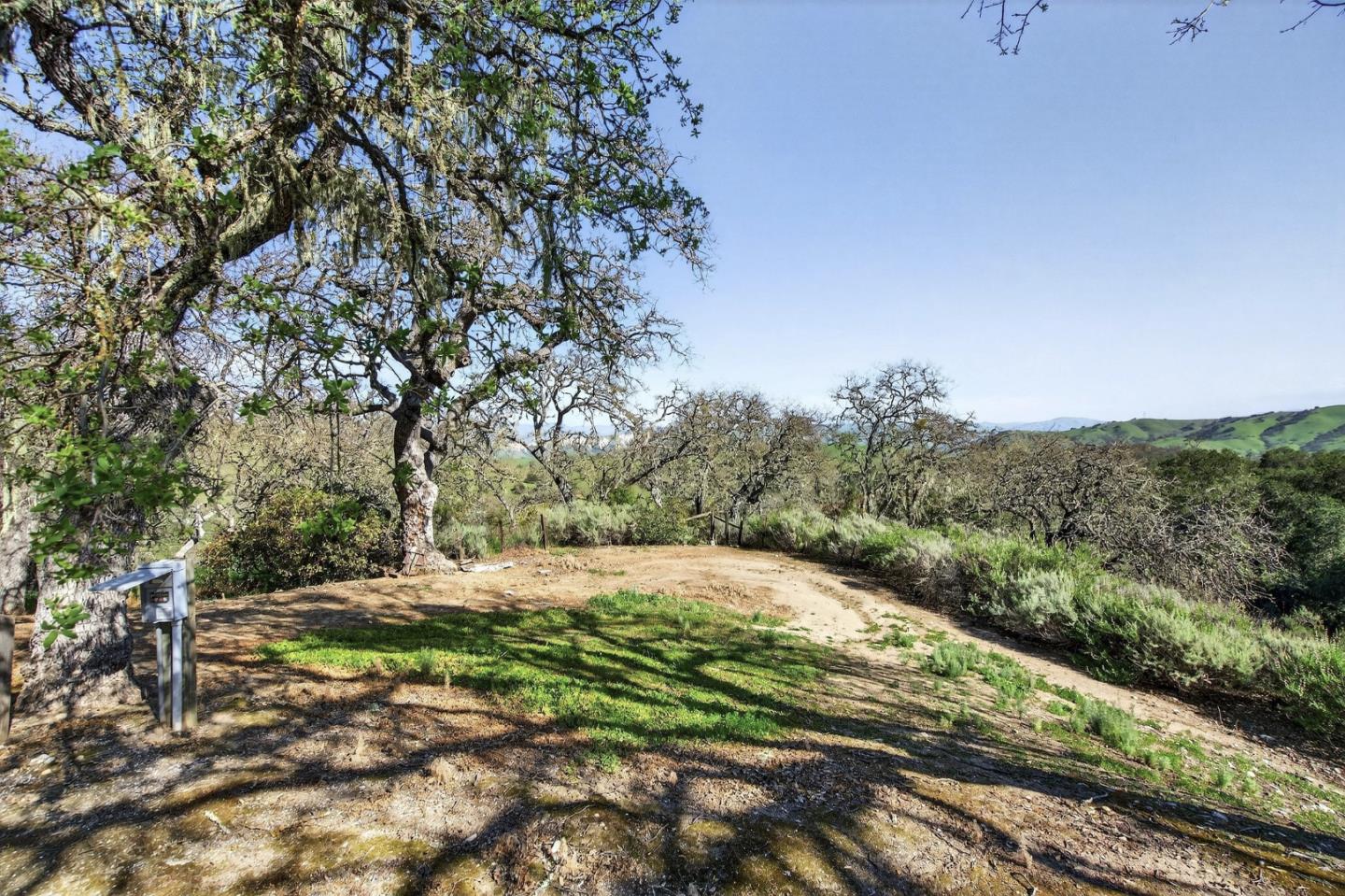 Detail Gallery Image 58 of 65 For 11305 Cienega Rd, Hollister,  CA 95023 - 4 Beds | 2/1 Baths