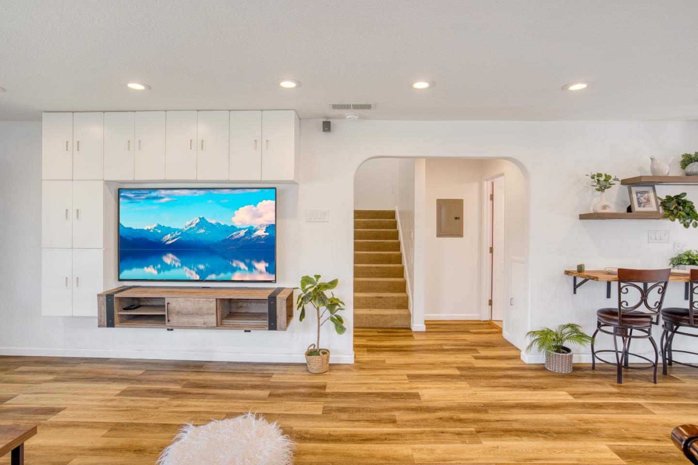 Detail Gallery Image 10 of 70 For 3601 Figueroa Dr, San Leandro,  CA 94578 - 5 Beds | 4/1 Baths