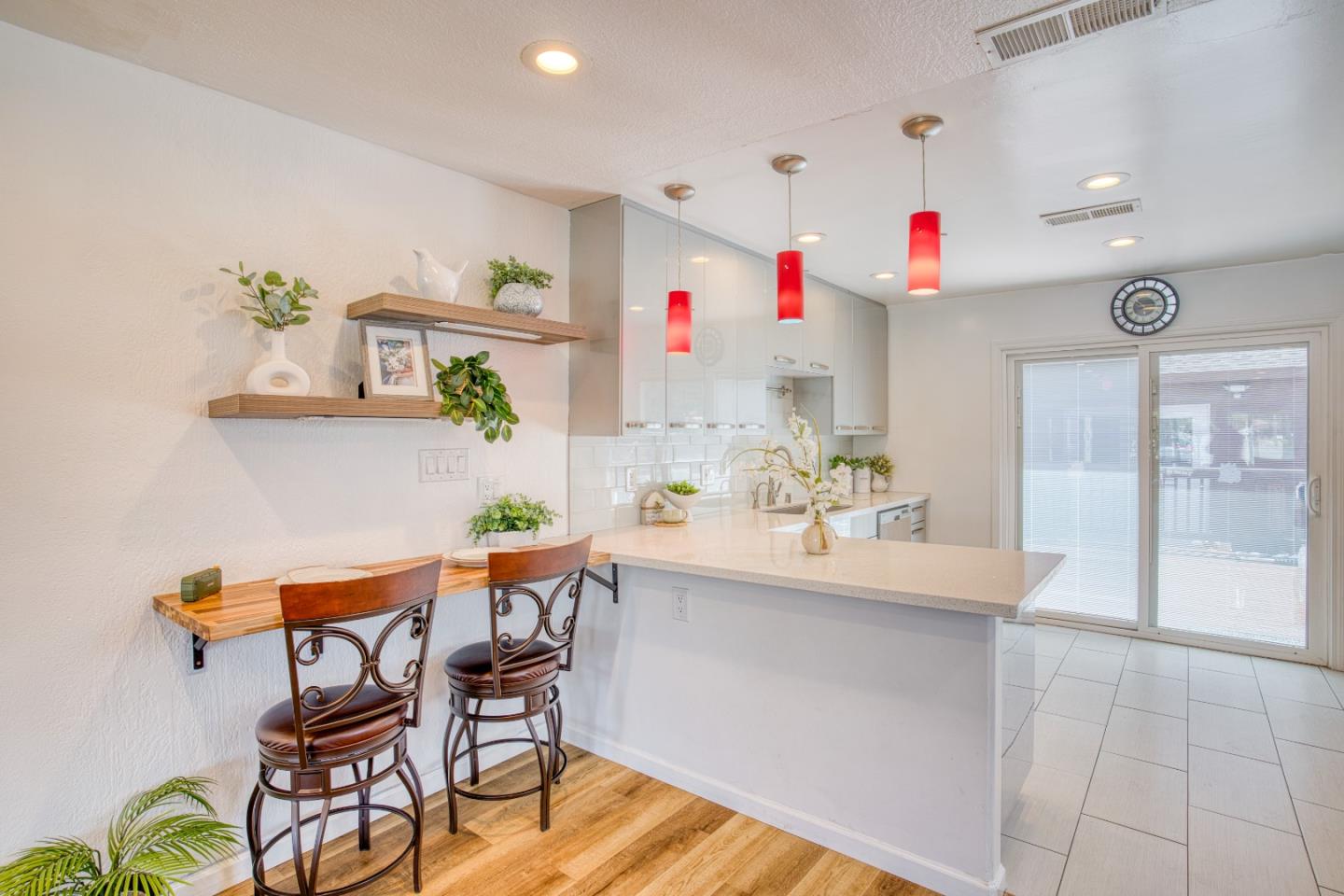 Detail Gallery Image 14 of 70 For 3601 Figueroa Dr, San Leandro,  CA 94578 - 5 Beds | 4/1 Baths