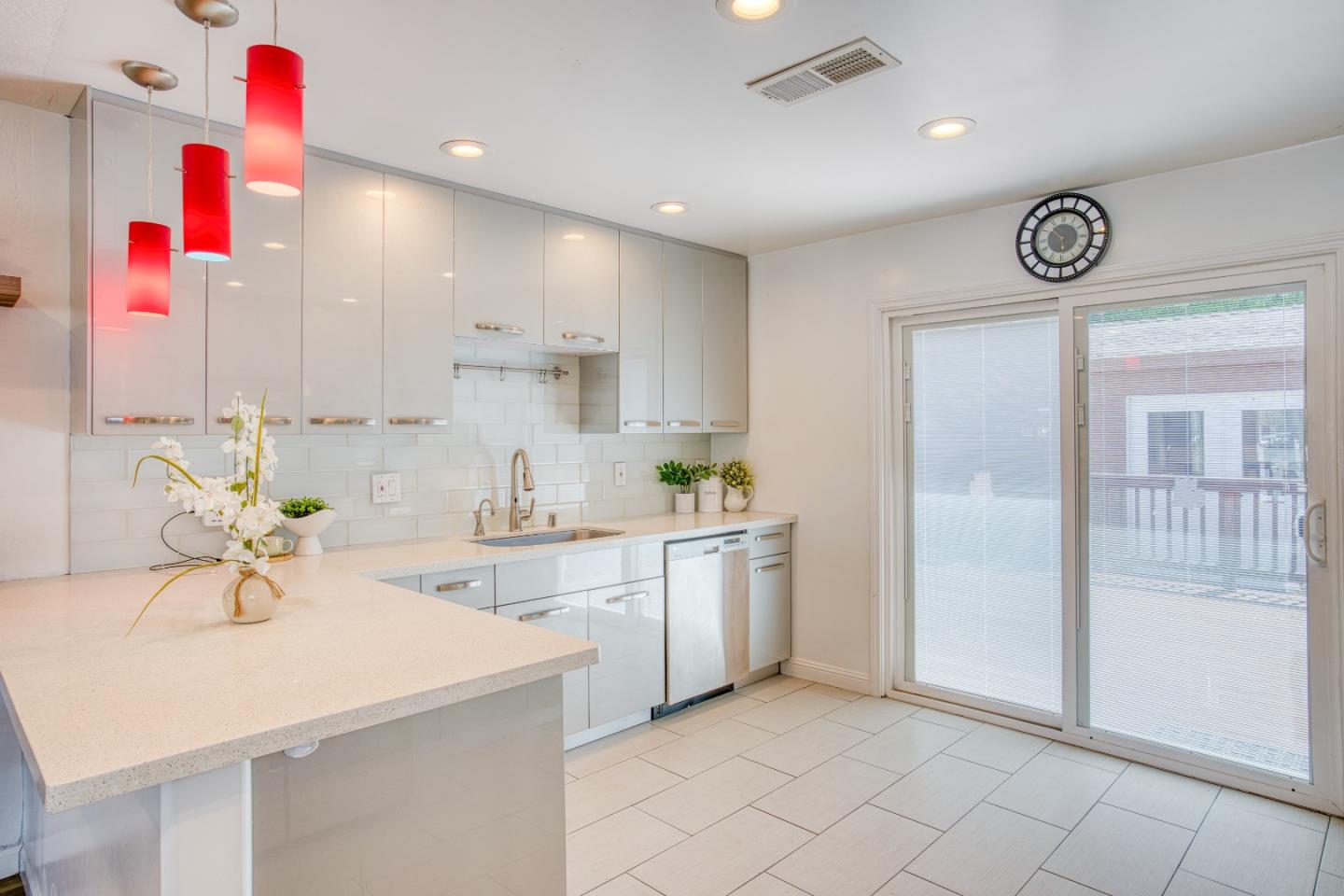 Detail Gallery Image 18 of 70 For 3601 Figueroa Dr, San Leandro,  CA 94578 - 5 Beds | 4/1 Baths