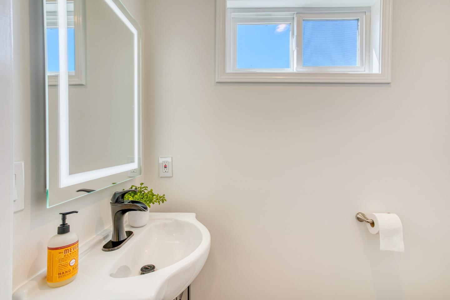 Detail Gallery Image 52 of 70 For 3601 Figueroa Dr, San Leandro,  CA 94578 - 5 Beds | 4/1 Baths