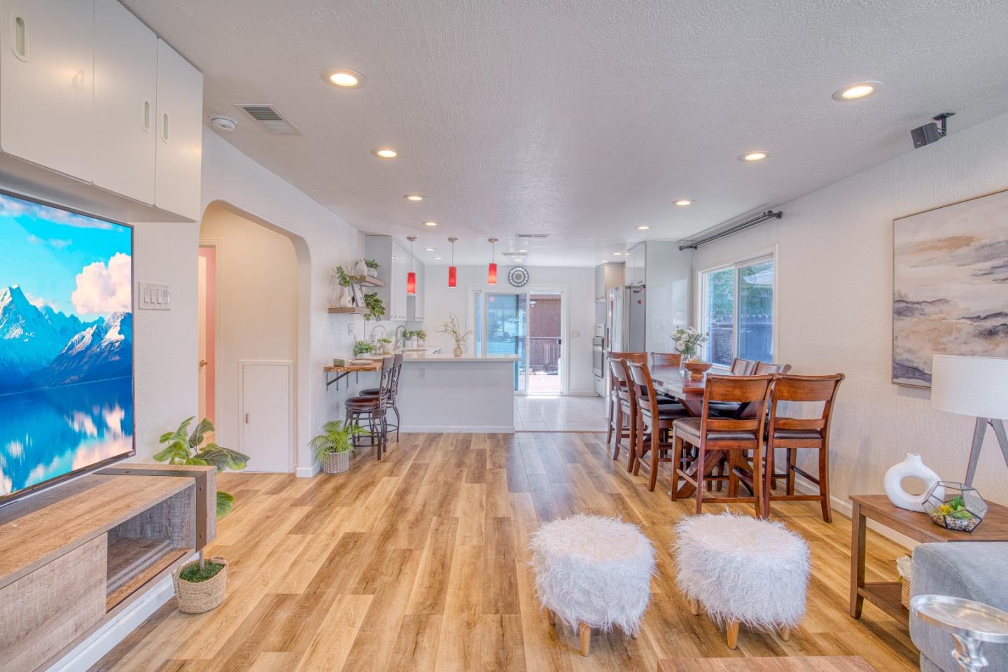 Detail Gallery Image 8 of 70 For 3601 Figueroa Dr, San Leandro,  CA 94578 - 5 Beds | 4/1 Baths