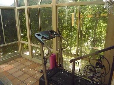 Detail Gallery Image 13 of 19 For 22942 Crespi St, Woodland Hills,  CA 91364 - 7 Beds | 5 Baths