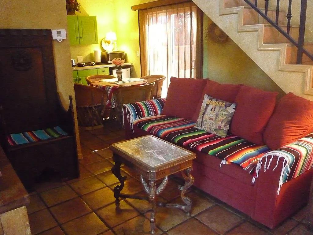 Detail Gallery Image 15 of 19 For 22942 Crespi St, Woodland Hills,  CA 91364 - 7 Beds | 5 Baths